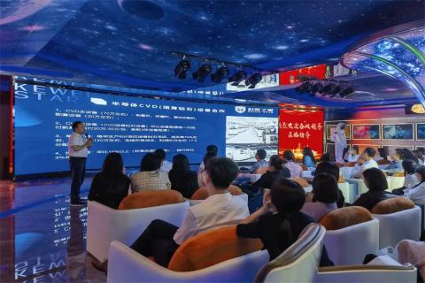 探访培育钻石，为高科技赋能！TOP1体育团队赴科微之星观摩学习